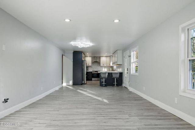 93 Haughney Road, Schaghticoke, NY 12182