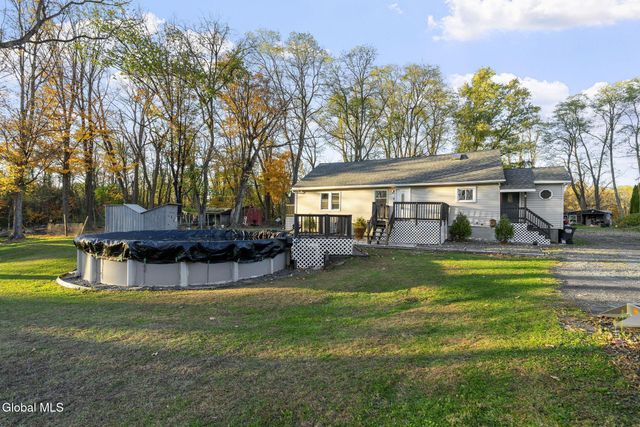 93 Haughney Road, Schaghticoke, NY 12182