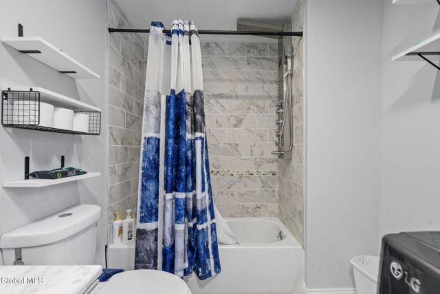 93 Haughney Road, Schaghticoke, NY 12182