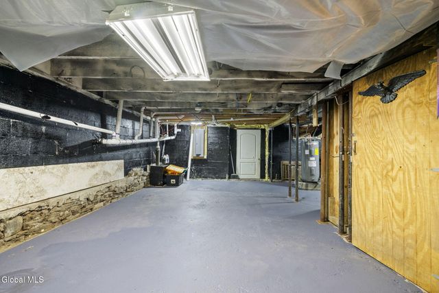 93 Haughney Road, Schaghticoke, NY 12182