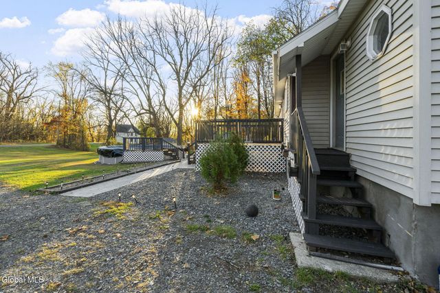 93 Haughney Road, Schaghticoke, NY 12182