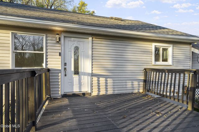 93 Haughney Road, Schaghticoke, NY 12182