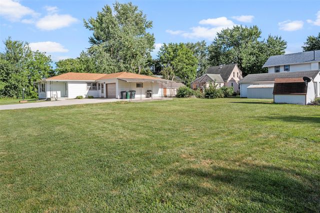 105 E North Street, Prairie City, IA 50228