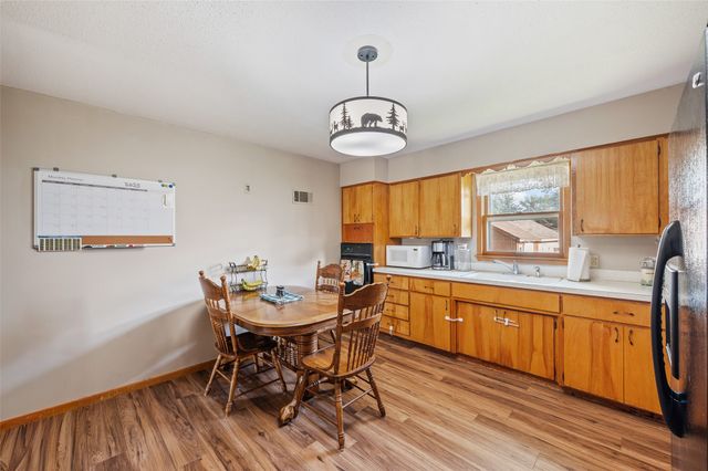 105 E North Street, Prairie City, IA 50228