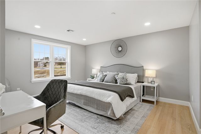 9 Joseph N Zenga Jr Boulevard 110, East Greenwich, RI 02818