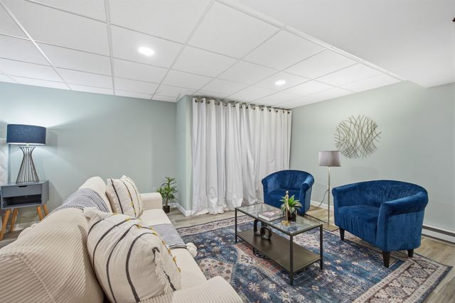 1 French Road, Epping, NH 03042