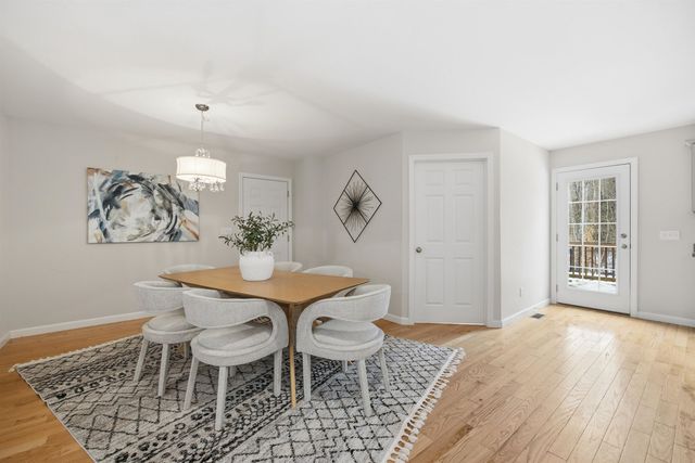 1 French Road, Epping, NH 03042