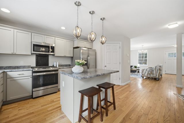 1 French Road, Epping, NH 03042