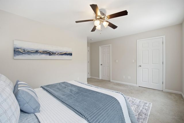 1 French Road, Epping, NH 03042