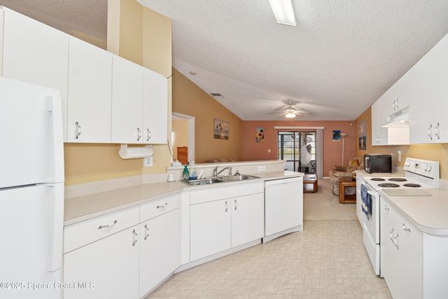 4240 Swanna Drive, Melbourne, FL 32901