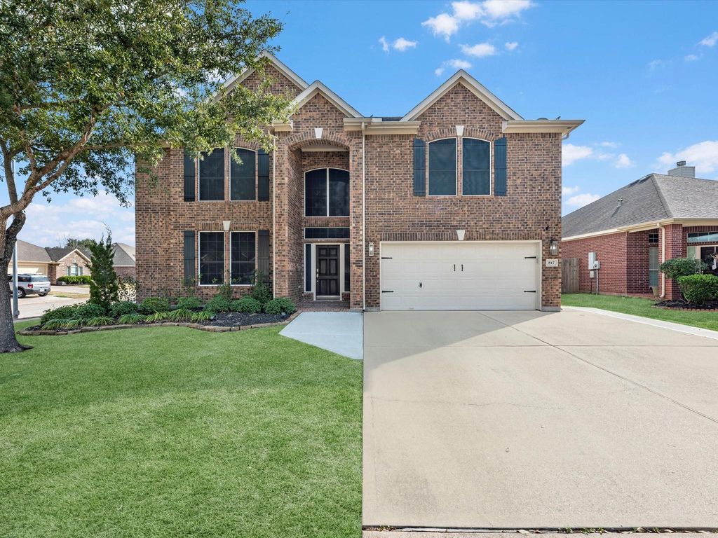 817 Dawn Ridge Way, Seabrook, TX 77586