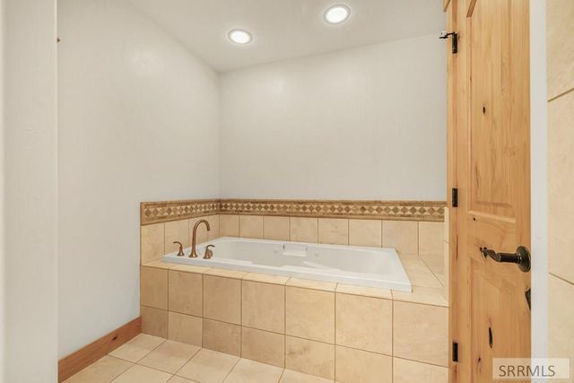 8157 Ripplinger Road, Driggs, ID 83422