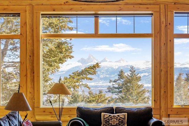 8157 Ripplinger Road, Driggs, ID 83422