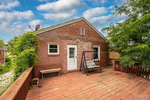 1510 Collins Avenue, Richmond Heights, MO 63117