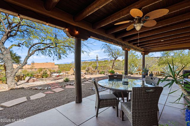 6060 N Abington Road, Tucson, AZ 85743