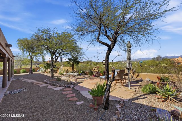 6060 N Abington Road, Tucson, AZ 85743