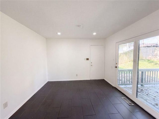 12904 E 54th Street, Kansas City, MO 64133