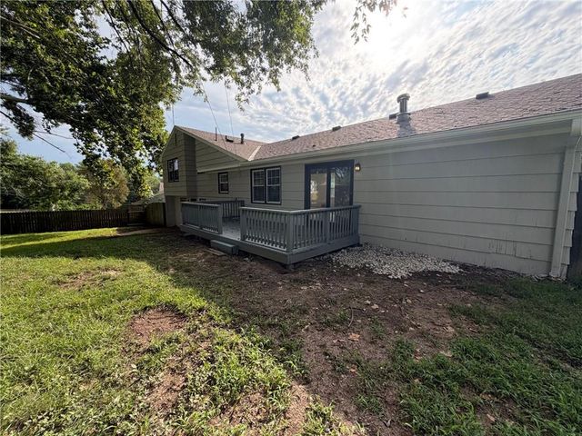 12904 E 54th Street, Kansas City, MO 64133