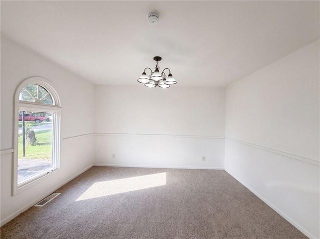 12904 E 54th Street, Kansas City, MO 64133