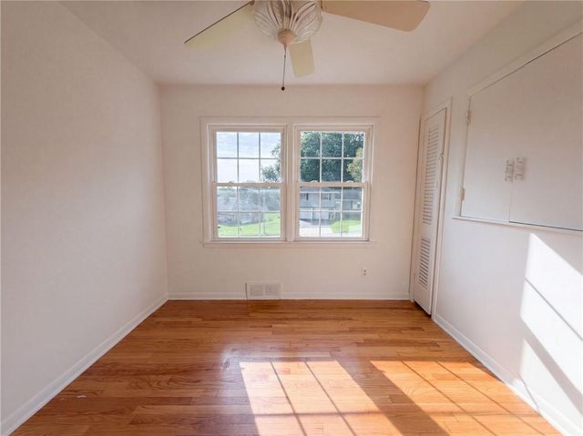 12904 E 54th Street, Kansas City, MO 64133