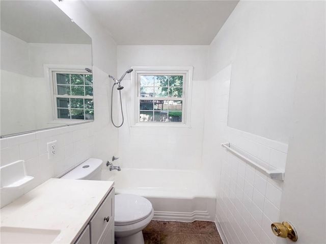 12904 E 54th Street, Kansas City, MO 64133