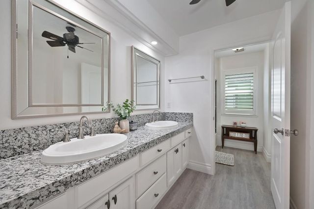 10401 Golf Link Rd, Turlock, CA 95380