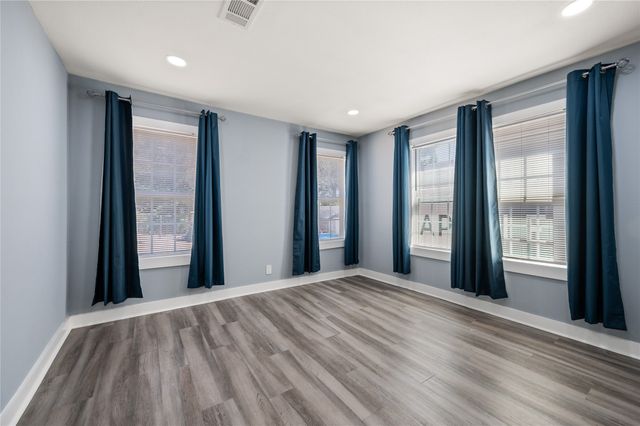 2712 27th Street, Fort Worth, TX 76106