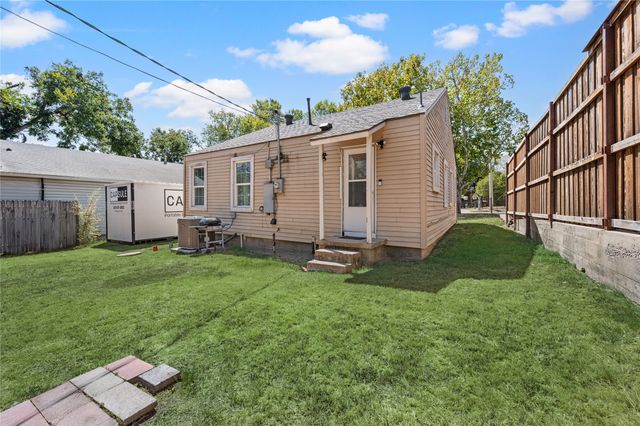 2712 27th Street, Fort Worth, TX 76106