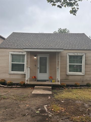 2712 27th Street, Fort Worth, TX 76106