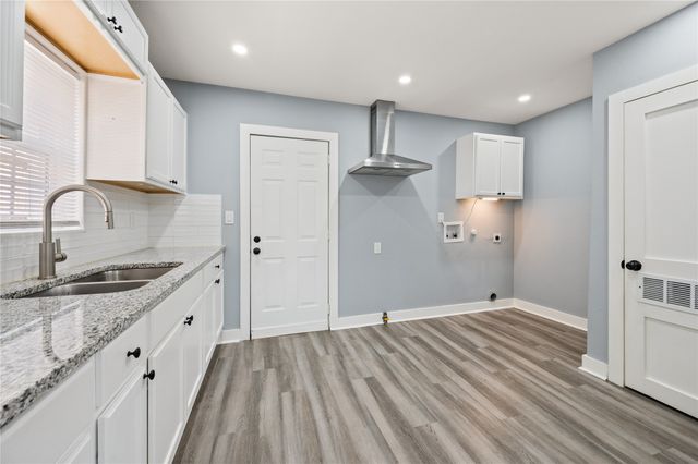 2712 27th Street, Fort Worth, TX 76106