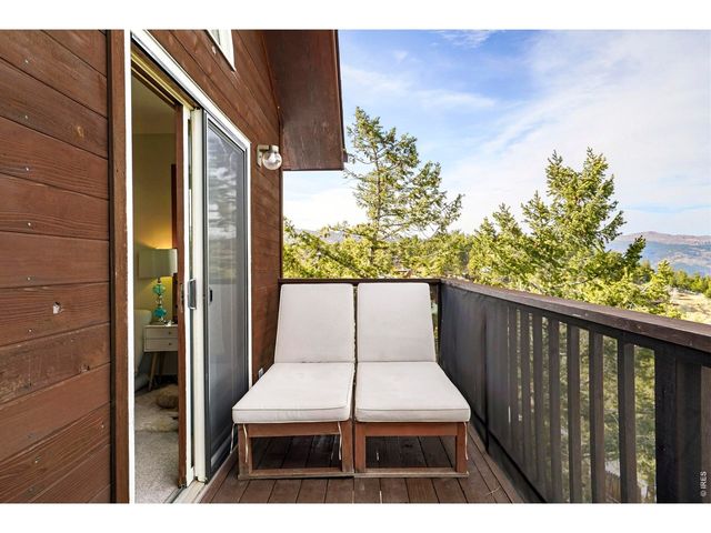 107 Sunrise Ln, Boulder, CO 80302