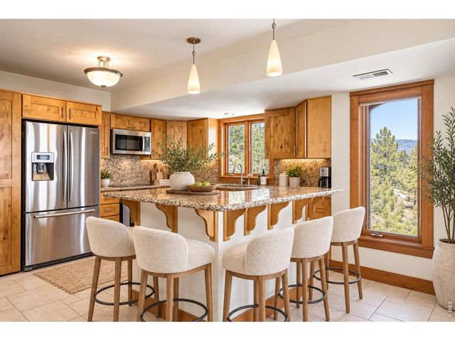 107 Sunrise Ln, Boulder, CO 80302