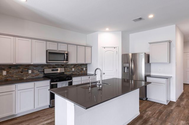 40515 Crisp Beech Street, Magnolia, TX 77354