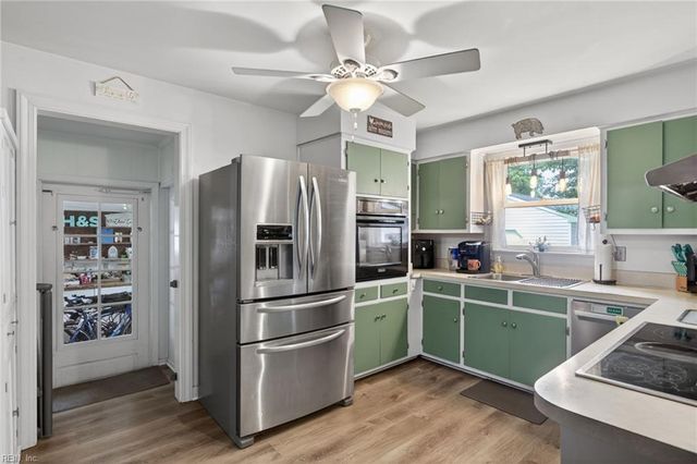 537 Hillwell RD, Chesapeake, VA 23322