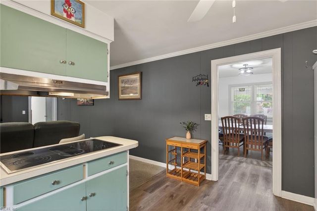 537 Hillwell RD, Chesapeake, VA 23322