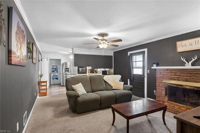 537 Hillwell RD, Chesapeake, VA 23322
