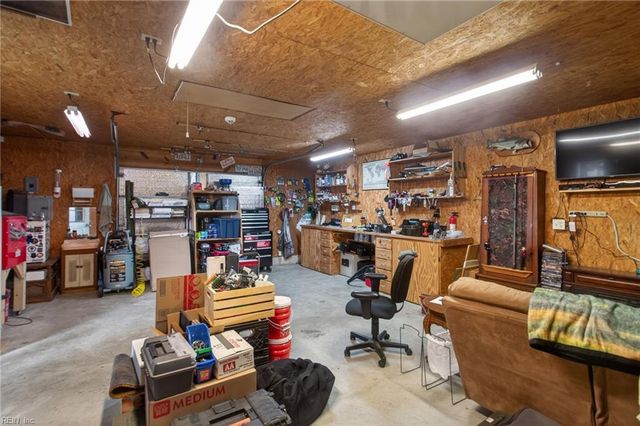 537 Hillwell RD, Chesapeake, VA 23322