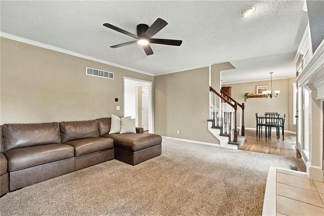 21488 W 121st Terrace, Olathe, KS 66061