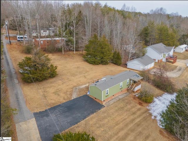 84 Benson Road, Travelers Rest, SC 29690