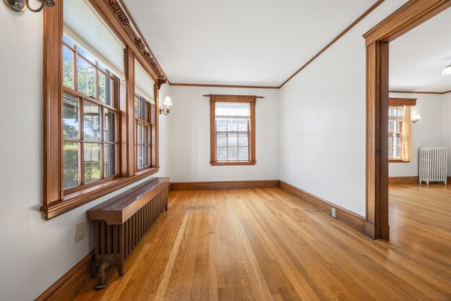 525 Lynn Fells Parkway, Melrose, MA 02176