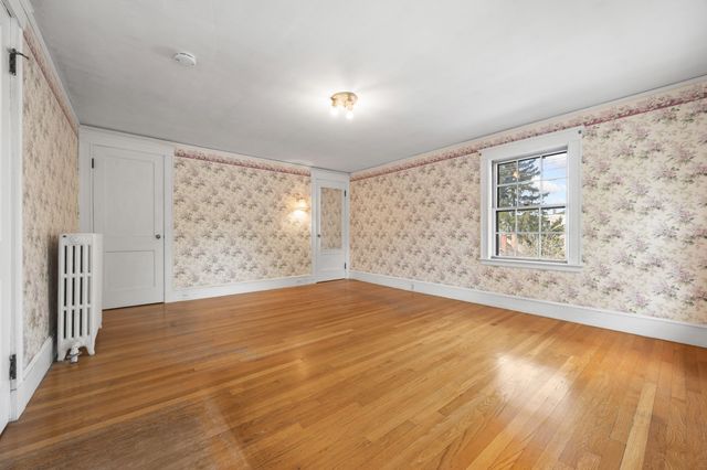 525 Lynn Fells Parkway, Melrose, MA 02176