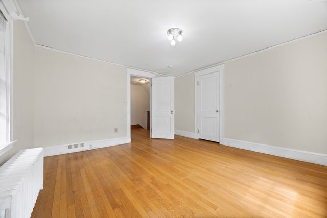 525 Lynn Fells Parkway, Melrose, MA 02176