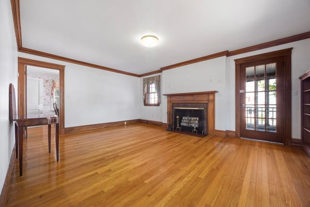 525 Lynn Fells Parkway, Melrose, MA 02176