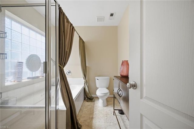 218 Teton CIR, Suffolk, VA 23435