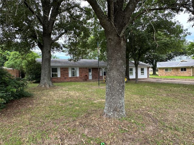 1745 Arbala Road, Sulphur Springs, TX 75482