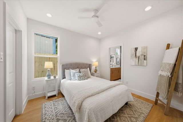 6514 Luce Street B, Houston, TX 77087