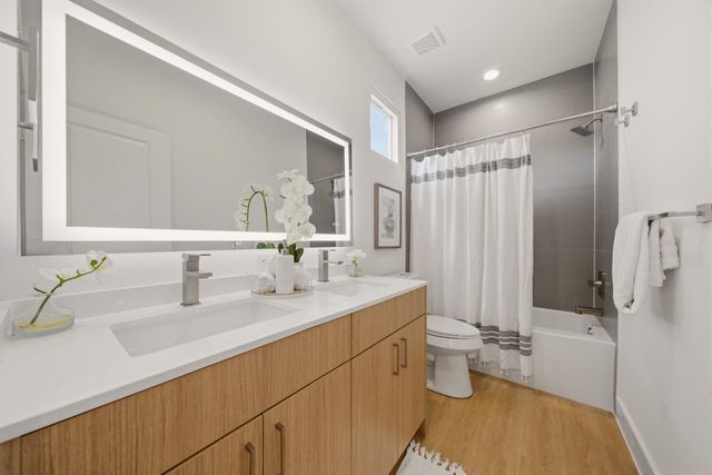 6514 Luce Street B, Houston, TX 77087