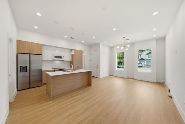 6514 Luce Street B, Houston, TX 77087