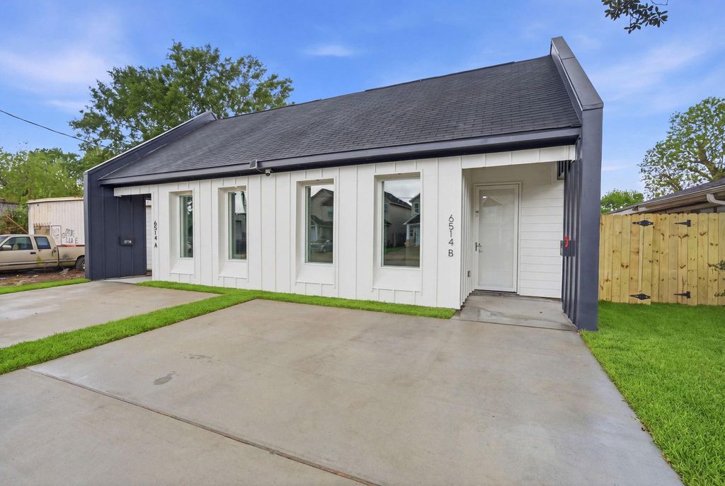 6514 Luce Street B, Houston, TX 77087