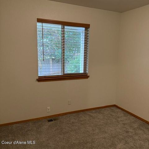 7533 N Winterview Drive, Coeur D'alene, ID 83815